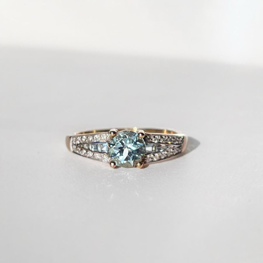 Ornate 9ct Yellow Gold Aquamarine and Diamond Ring