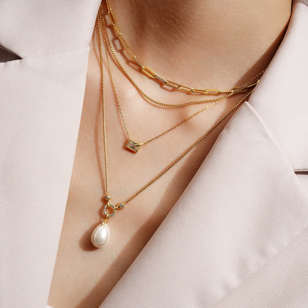 Gold Linked Shell Pearl Drop Pendant Necklace | Ania Haie