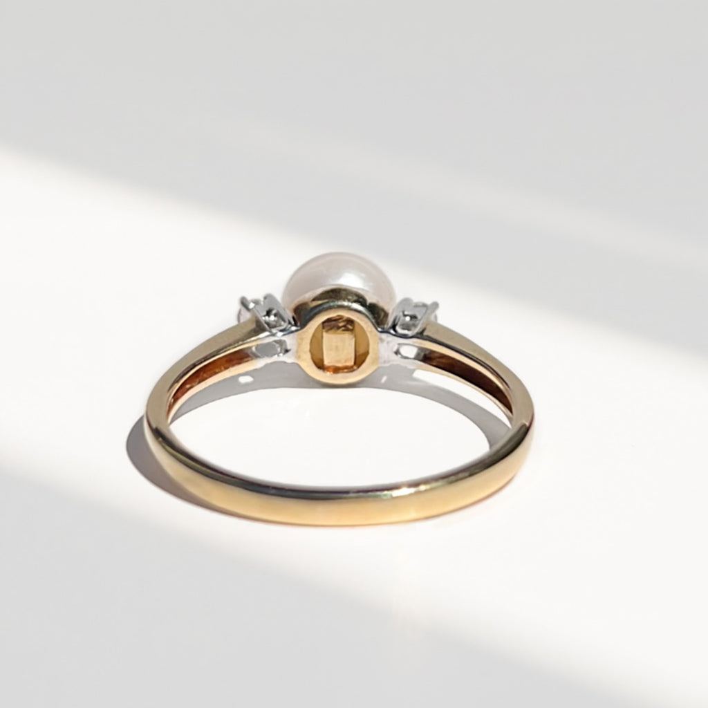 Classic Vintage Pearl and Diamond 9ct Yellow Gold Trilogy Ring | Size O ½