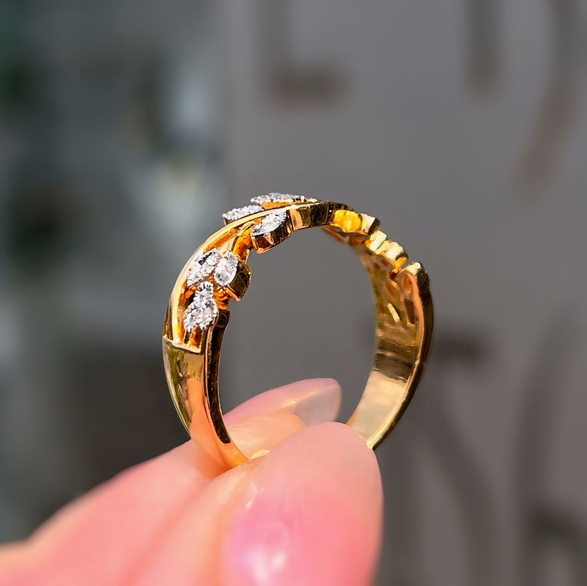 'The Flora' Floral Diamond 18ct Yellow Gold Band Ring | Size M ½