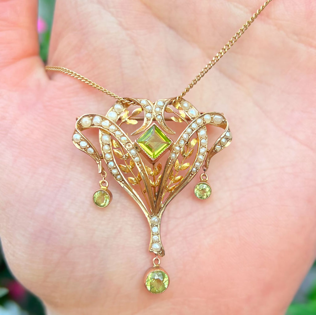 Antique Edwardian Seed Pearl and Peridot 9ct Yellow Gold Brooch/Pendant Lavalier