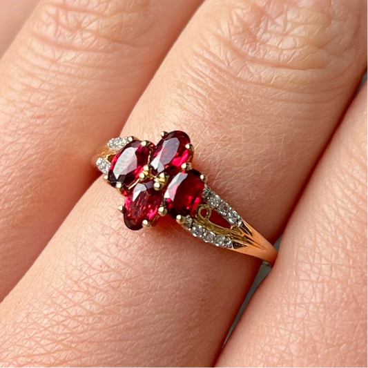 Vintage 9ct Yellow Gold Red Garnet And Diamond Cluster Ring