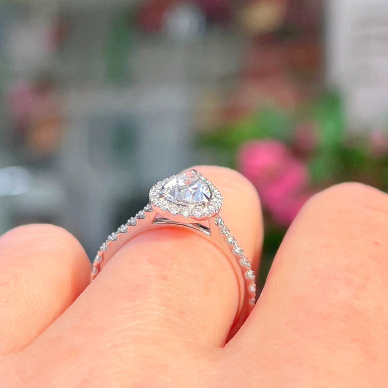 Classic Platinum Pear-Shaped LAB-GROWN Diamond Engagement Ring - Size N
