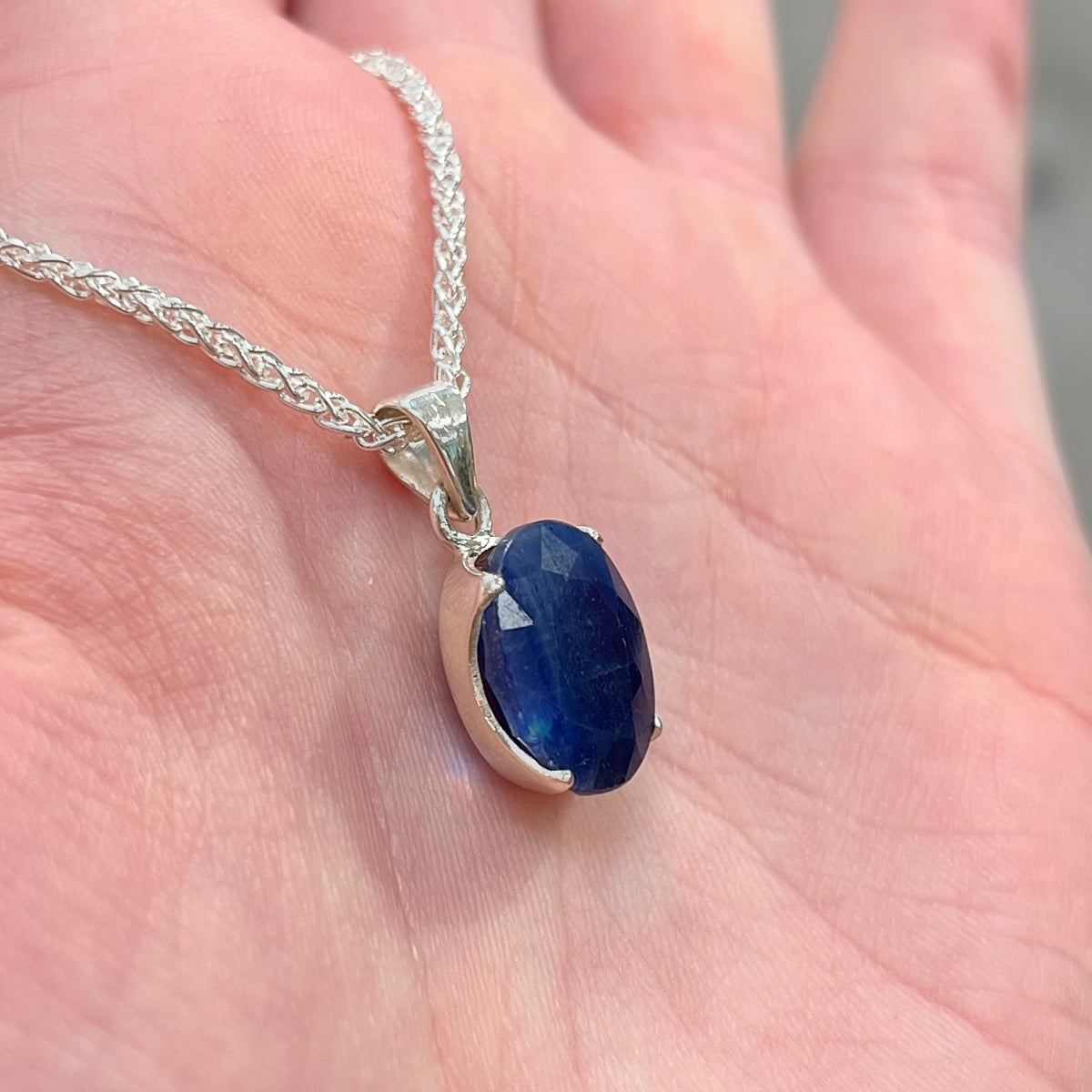 Oval Cut 8.20ct Blue Sapphire Sterling Silver Pendant & Chain