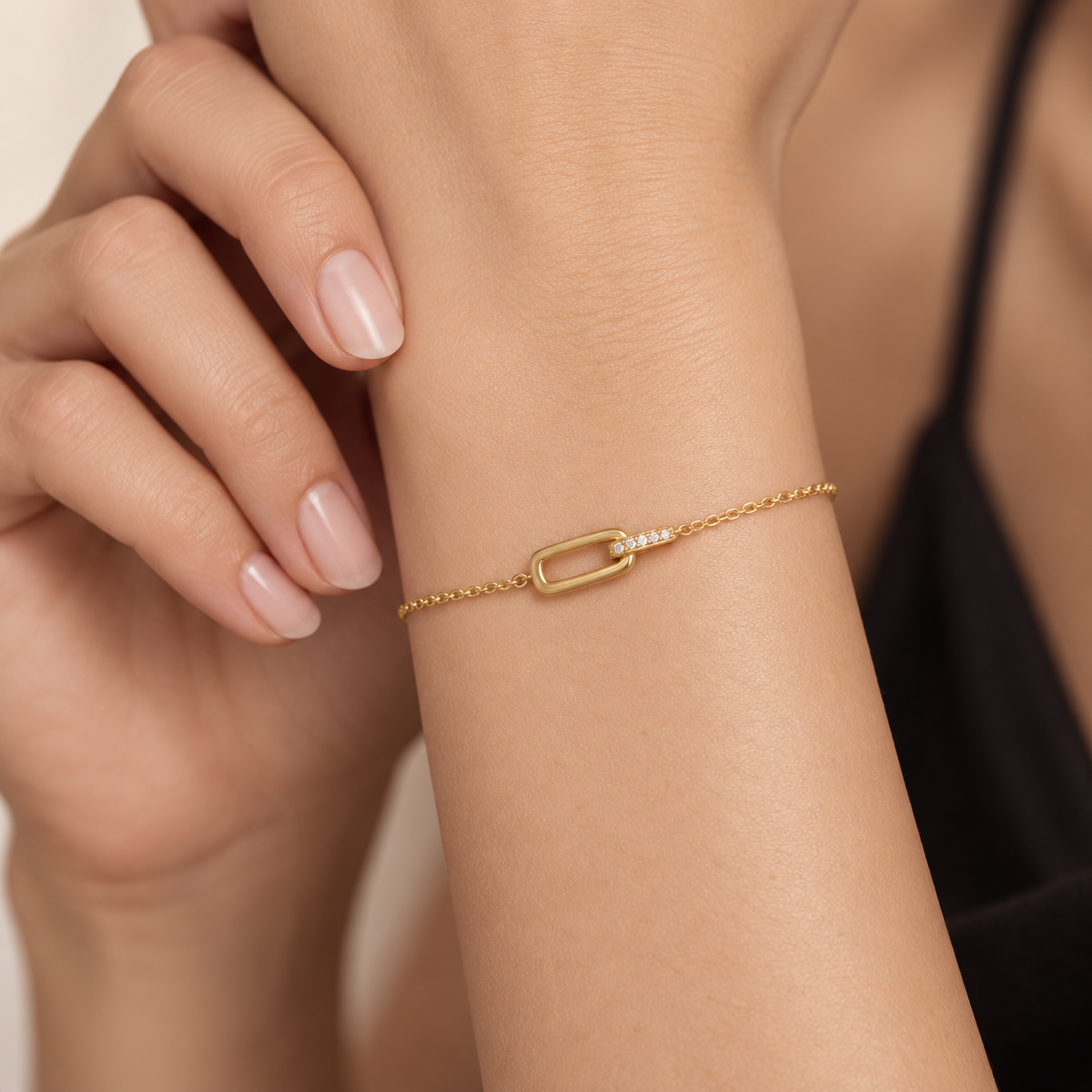 Pre-Order | 14ct Gold Plated Cubic Zirconia Glam Interlock Bracelet | Ania Haie