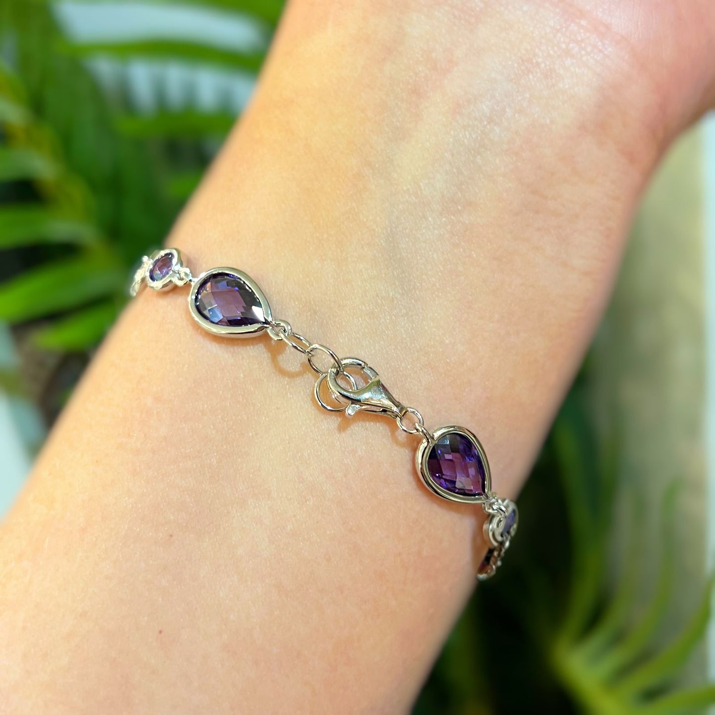 Sterling Silver Pear Shaped Checkerboard Amethyst Glass Bracelet