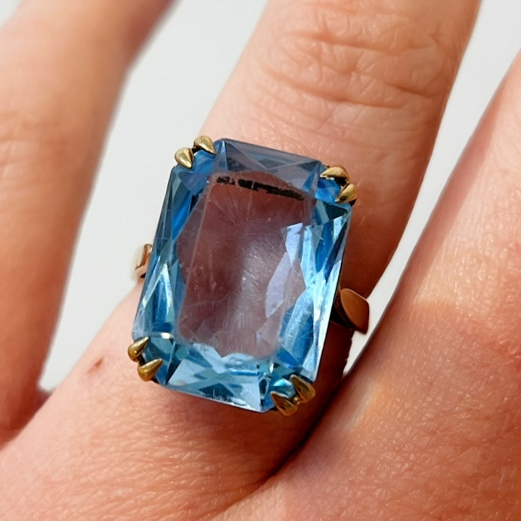 Vintage Blue Glass 9ct Yellow Gold Cocktail Ring | Size L