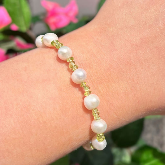 Unique Sterling Silver Peridot and Real Pearl Beaded Bracelet
