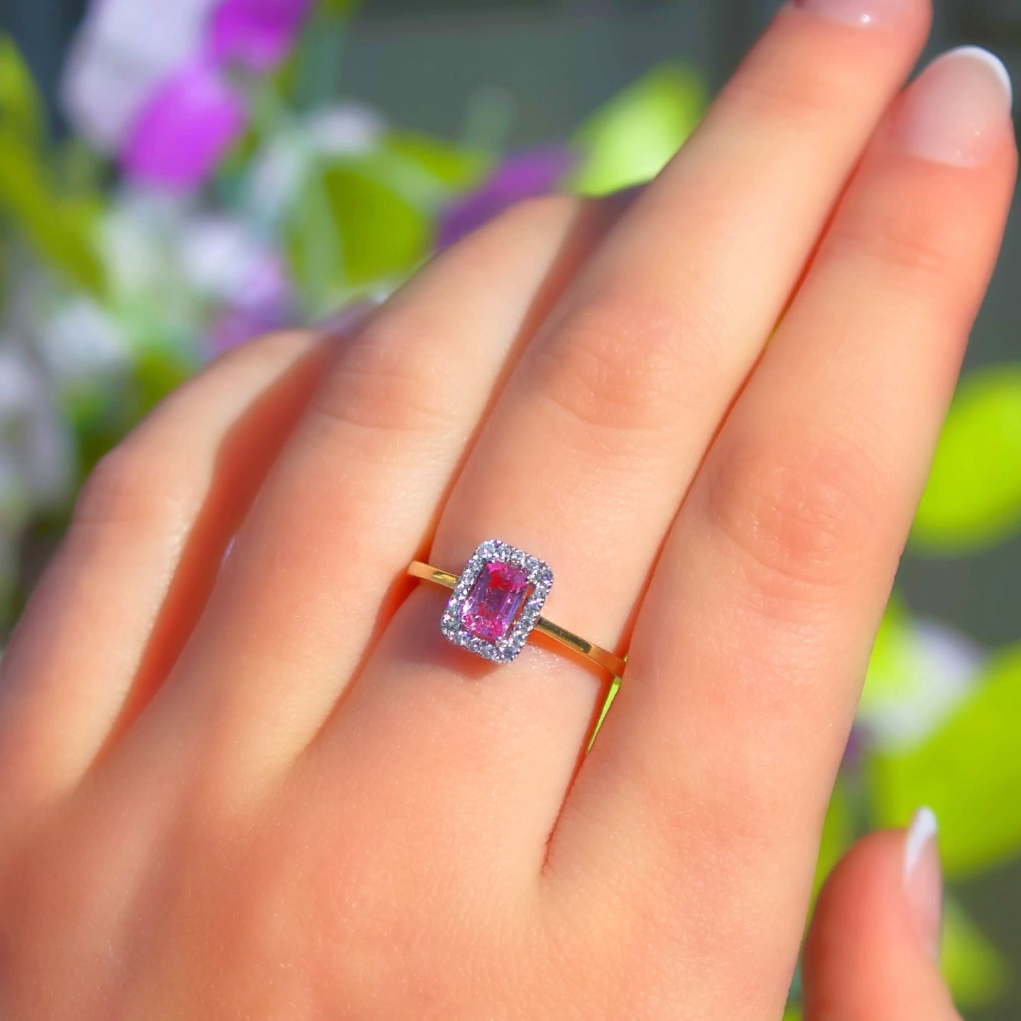 Glamorous 'Barbie' Ring - 18ct Yellow Gold Pink Sapphire and Diamond Ring Size N1/2