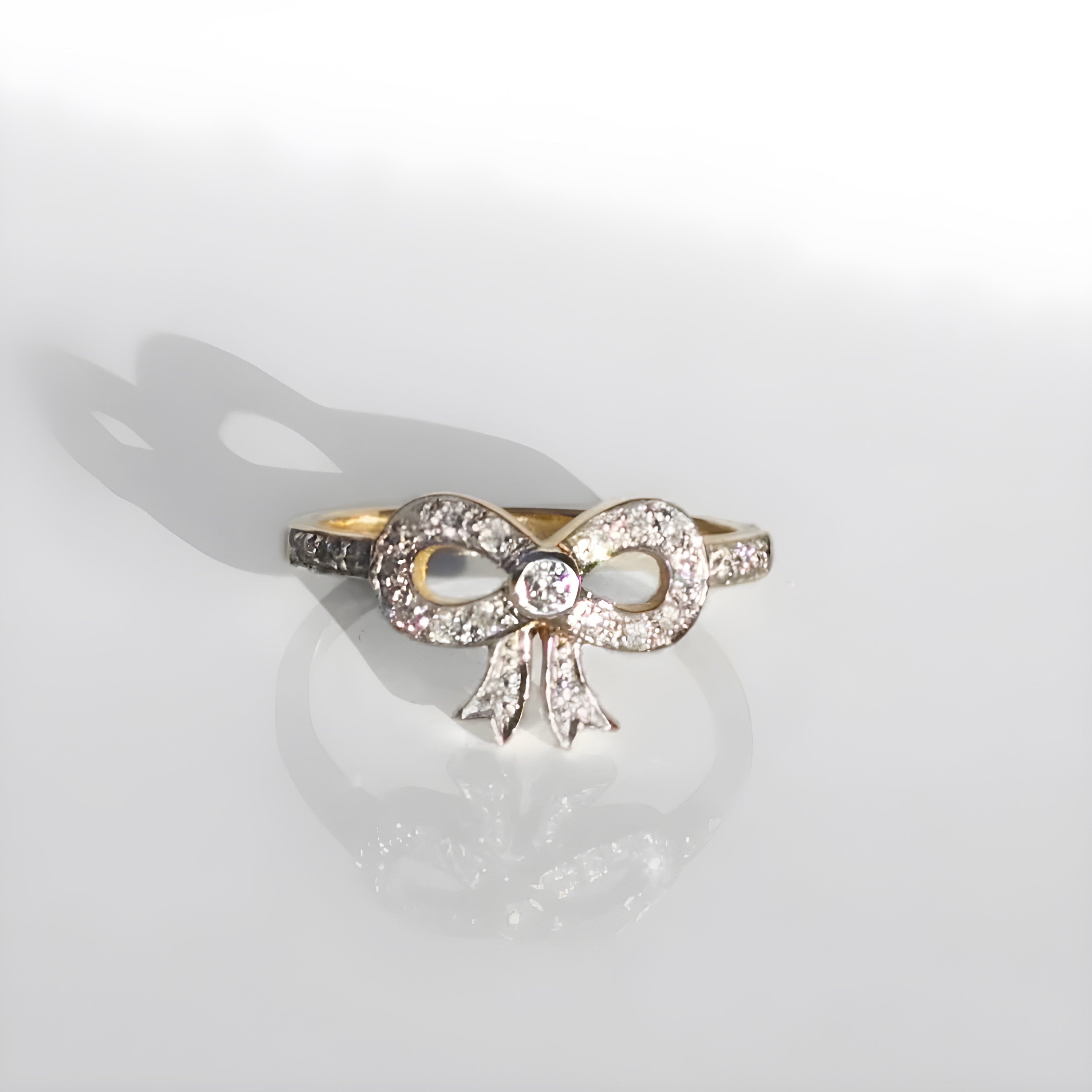 Diamond Ribbon/Bow 9ct Yellow Gold Ring | Size M ½