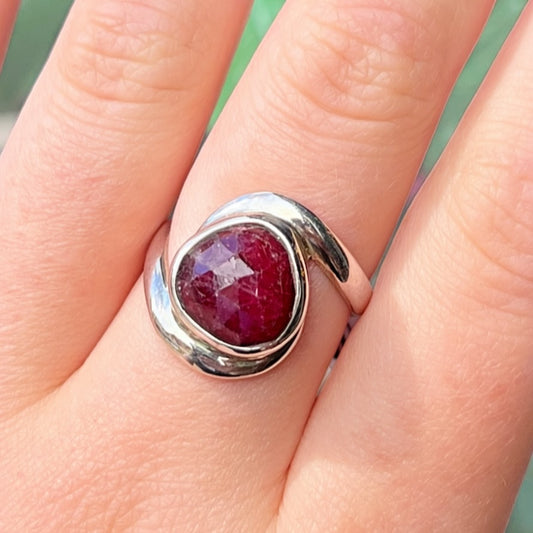 Unique Sterling Silver Ruby Twist Ring - Size P