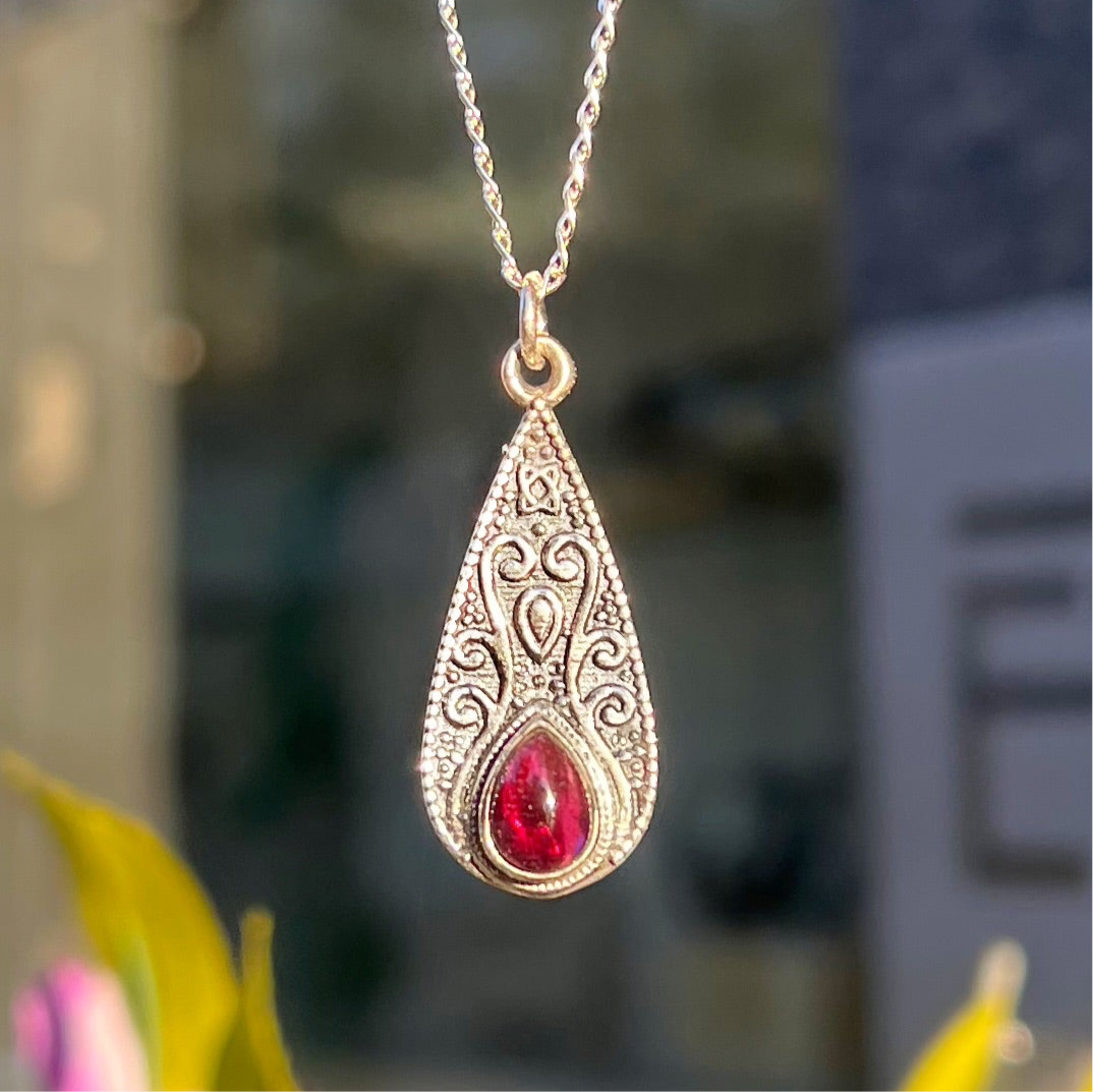 Boho Inspired Pear Shaped Sterling Silver Red Garnet Shield Necklace