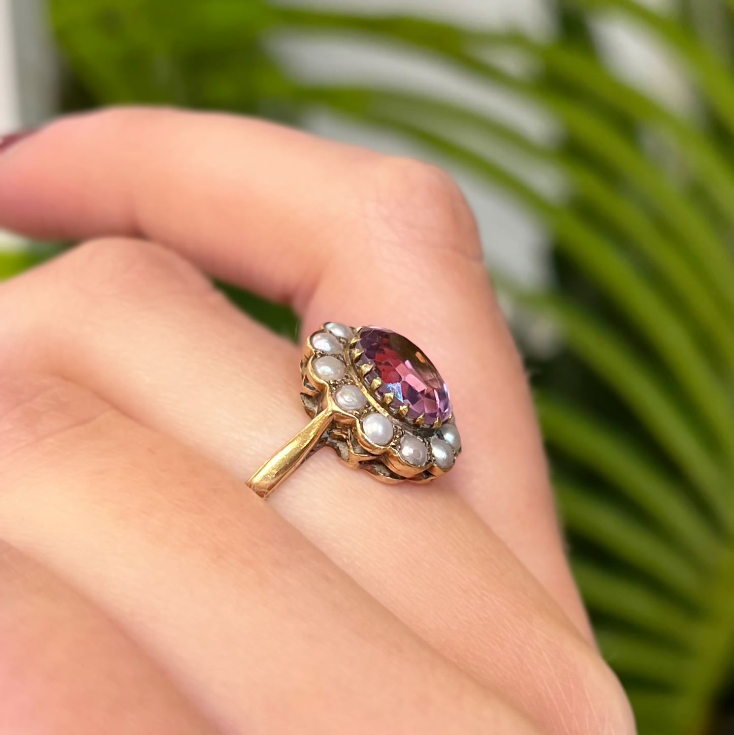 Vintage 9ct Yellow Gold Purple Amethyst and Pearl Cluster Ring - Size O