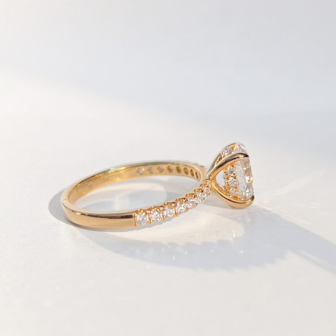 Modern 18ct Yellow Gold LAB-GROWN Oval Diamond Engagement Ring - Size L