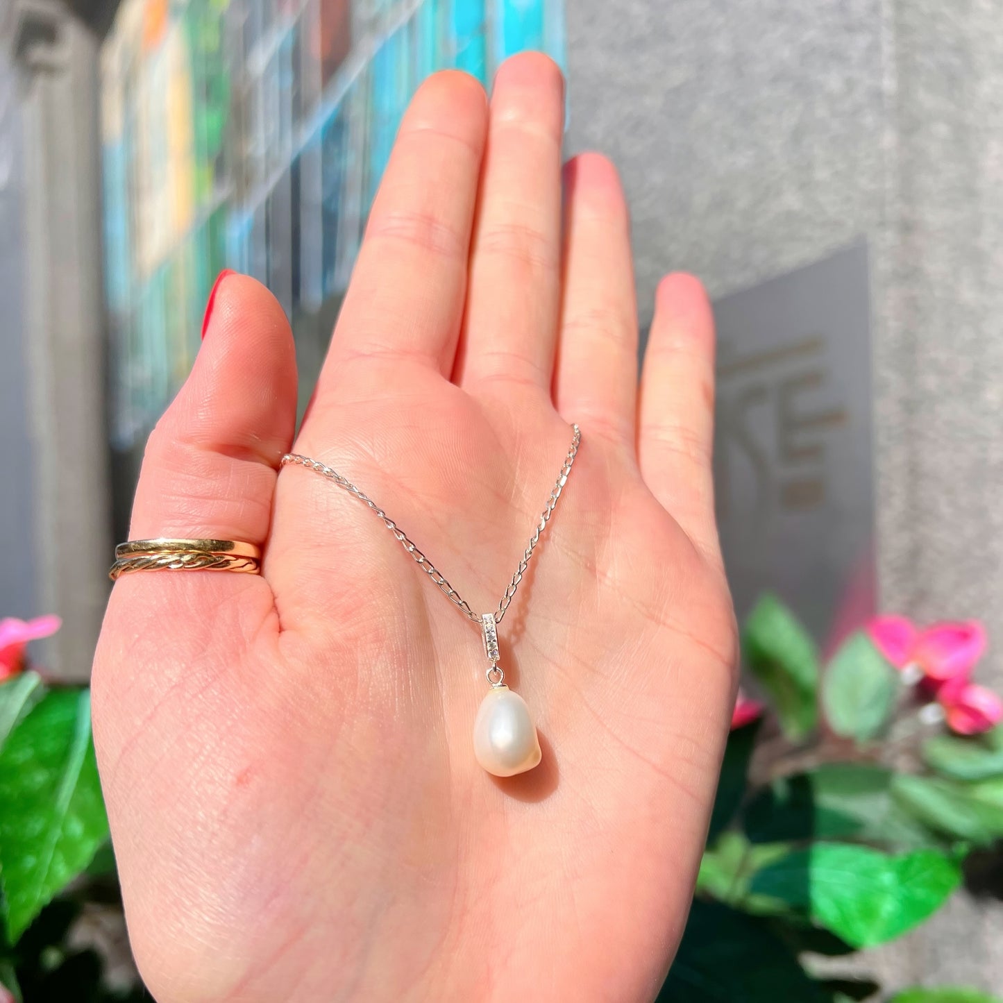 Elegant Sterling Silver Pearl and Cubic Zirconia Droplet Necklace