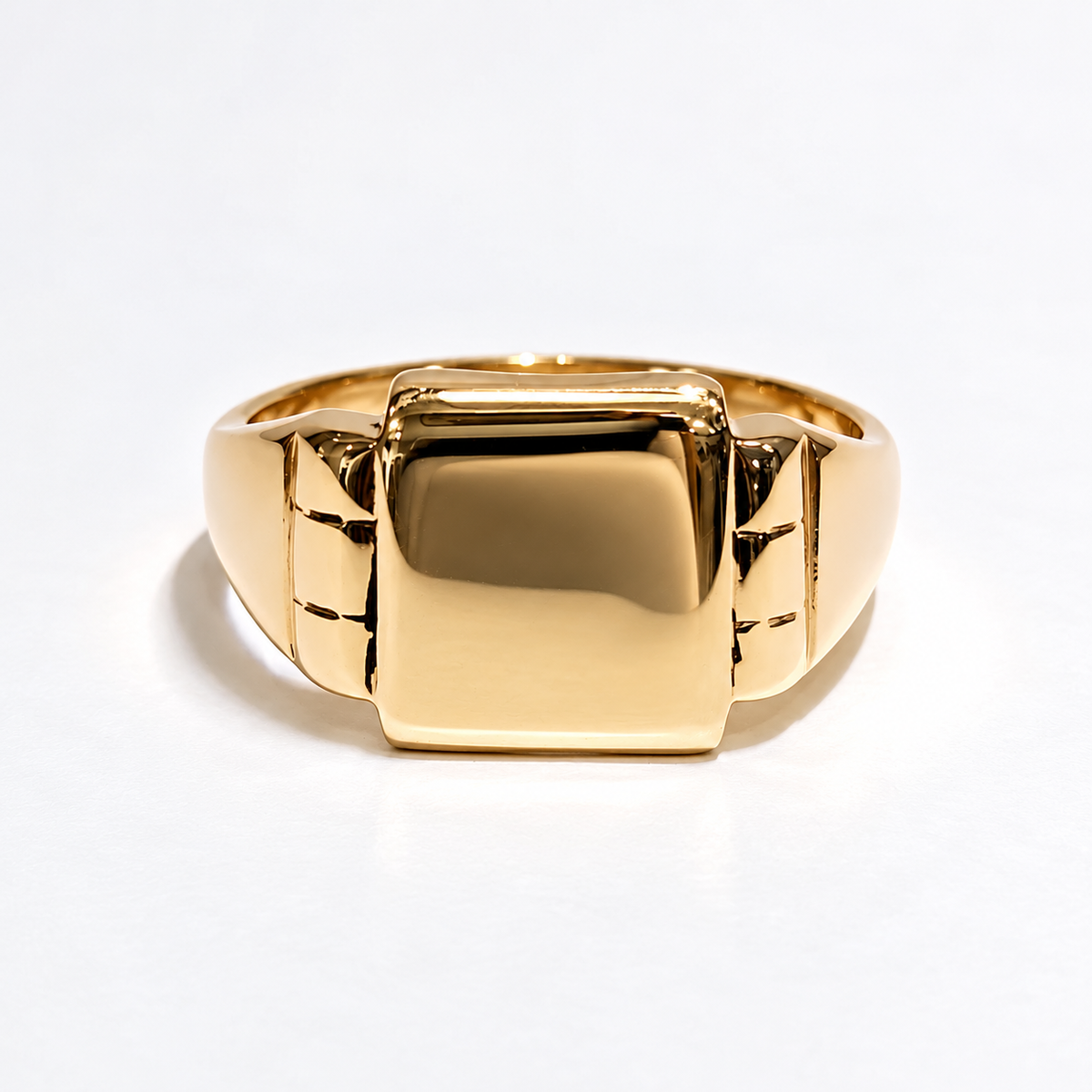 Vintage 9ct Yellow Gold Signet Chunky Ring | Size V