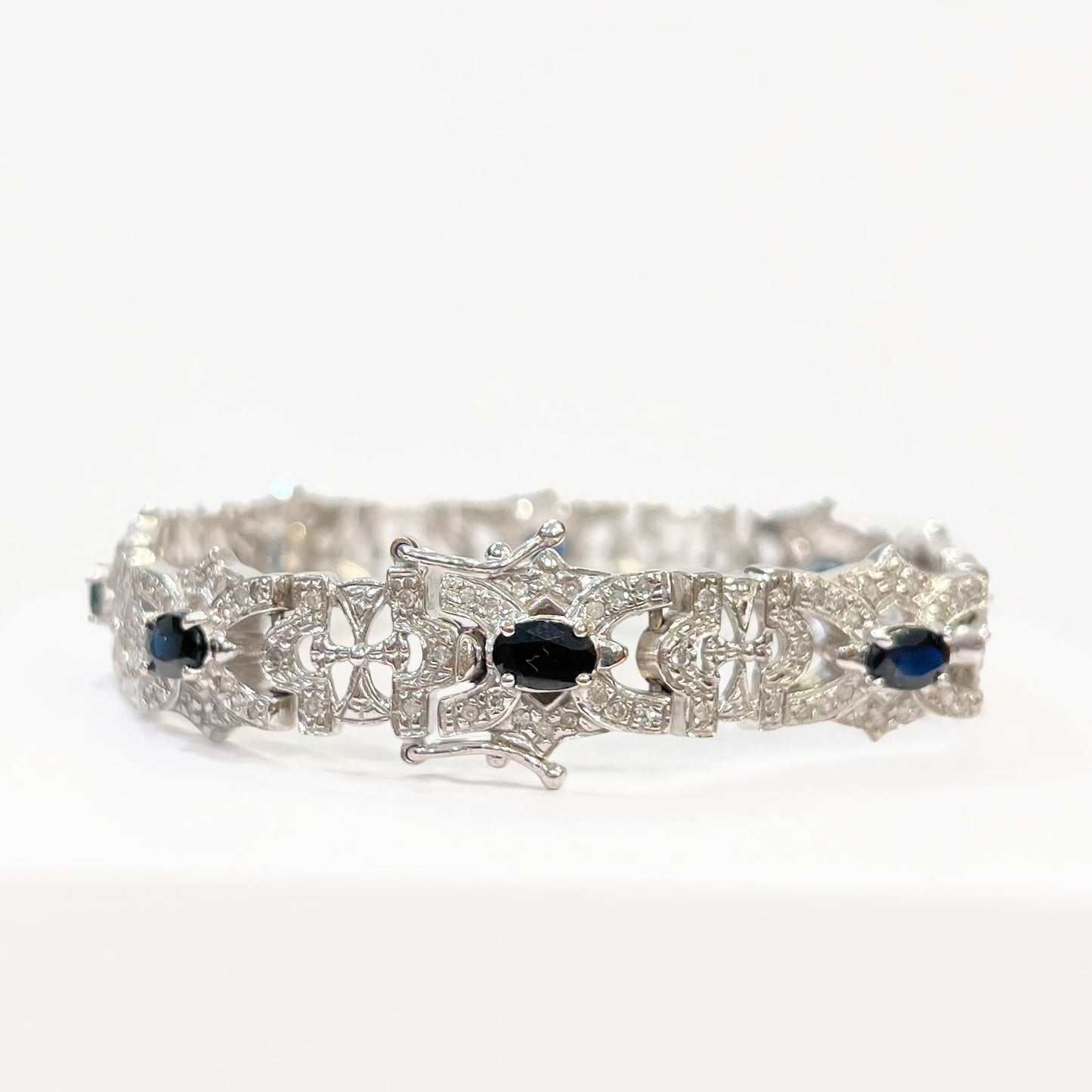 Exquisite Vintage 18ct White Gold Sapphire and Diamond Bracelet