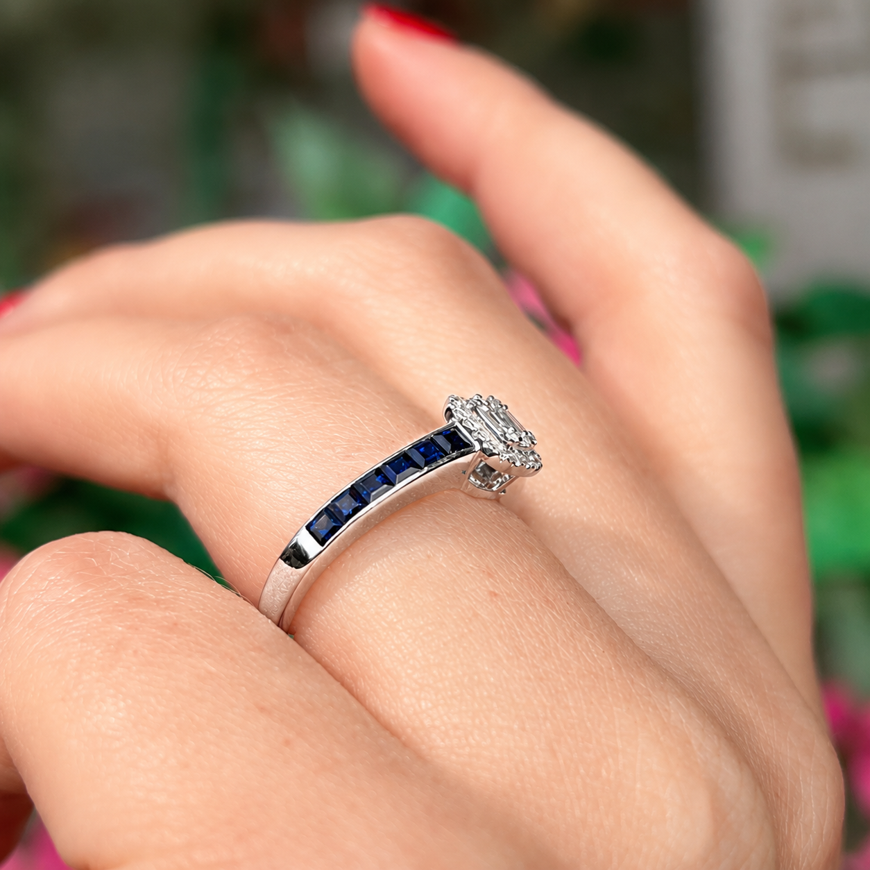 Sapphire and Diamond 18ct White Gold Modern Cluster Ring | Size O