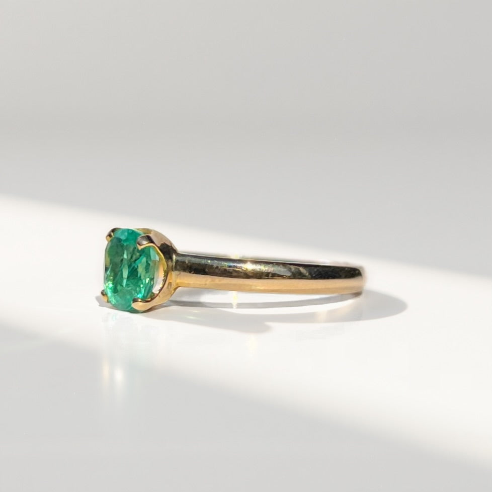 Emerald 9ct Yellow Gold Solitaire Ring | Size O