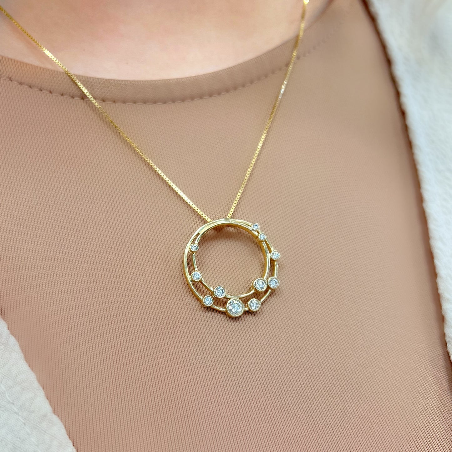 Striking 9ct Yellow Gold Diamond Bubble Necklace