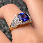 Vintage Indigo Tanzanite and Diamond 18ct Yellow Gold Cluster Chunky Ring | Size N