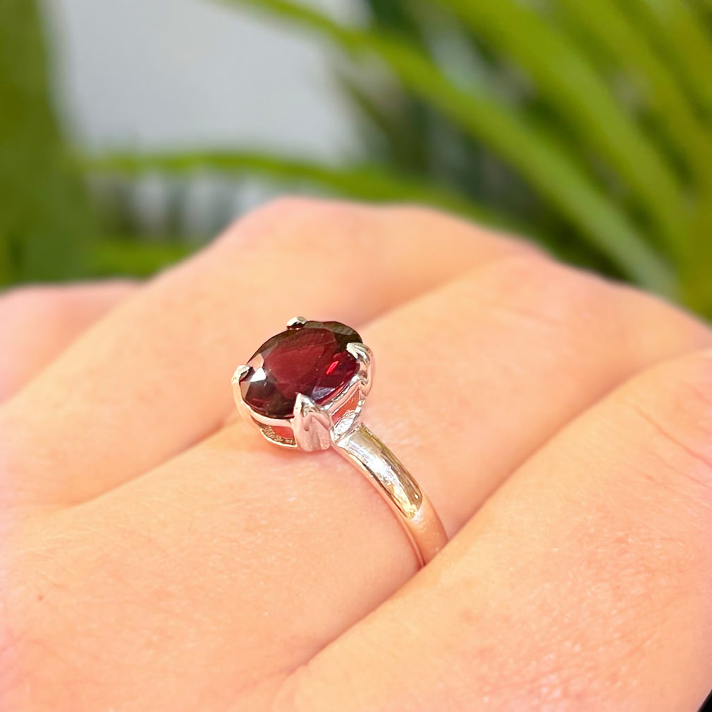 Oval Garnet Claw Set Sterling Silver Solitaire Ring | Size V