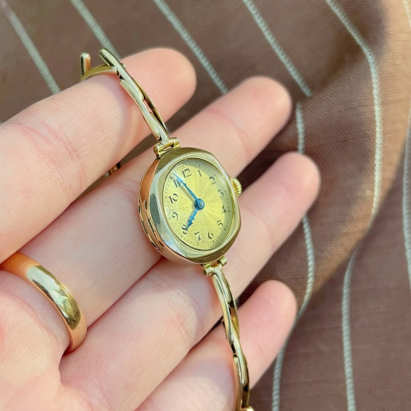 Collector's Item - Antique 1920s 9ct Gold Ladies Rolex Unicorn Wristwatch