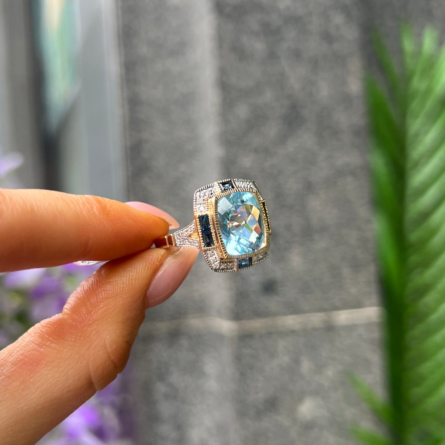 18ct Yellow Gold Blue Topaz, Sapphire and Diamond Ring - Size N