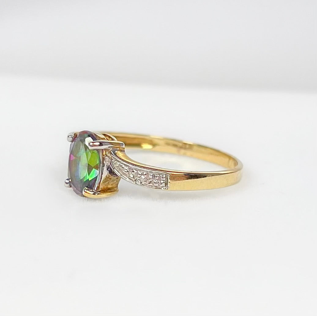 Vintage 9ct Yellow Gold Magical Mystic Topaz and Diamond Twist Ring - Size P