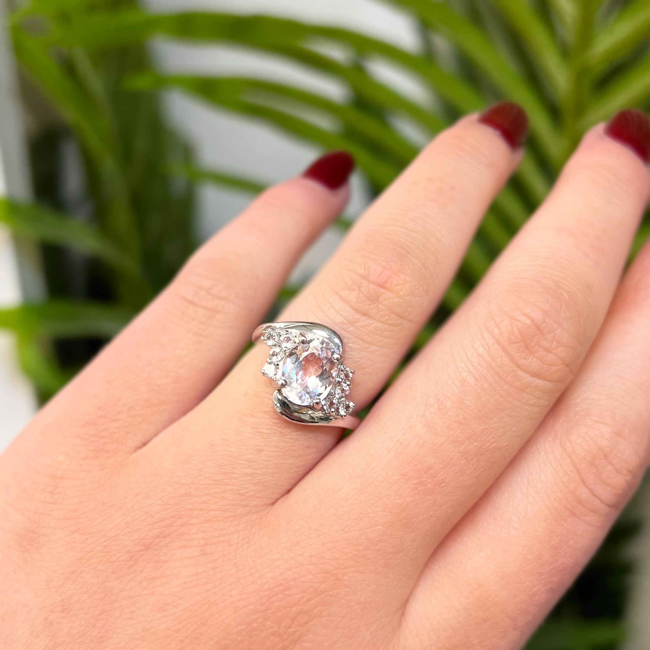 Vintage White Spinel and White Topaz 9ct White Gold Twist Dress Ring | Size K