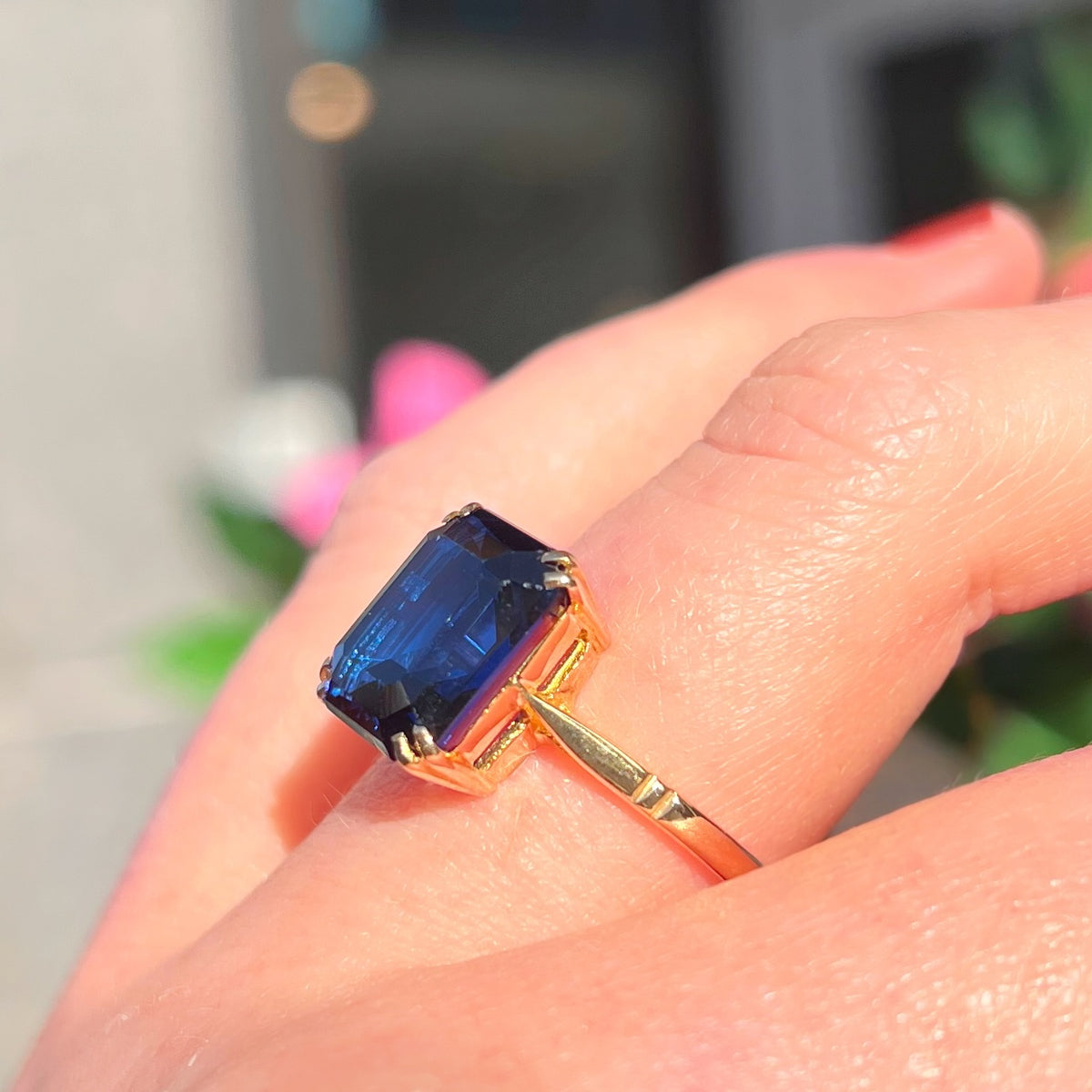 Vintage Emerald-Cut Synthetic Blue Sapphire 9ct Yellow Gold Cocktail Ring | Size M
