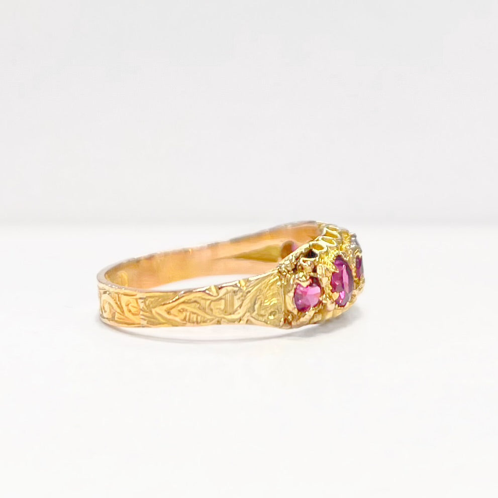 Antique Graduated Almandine Garnet 15ct Yellow Gold Five Stone Ring | Size J