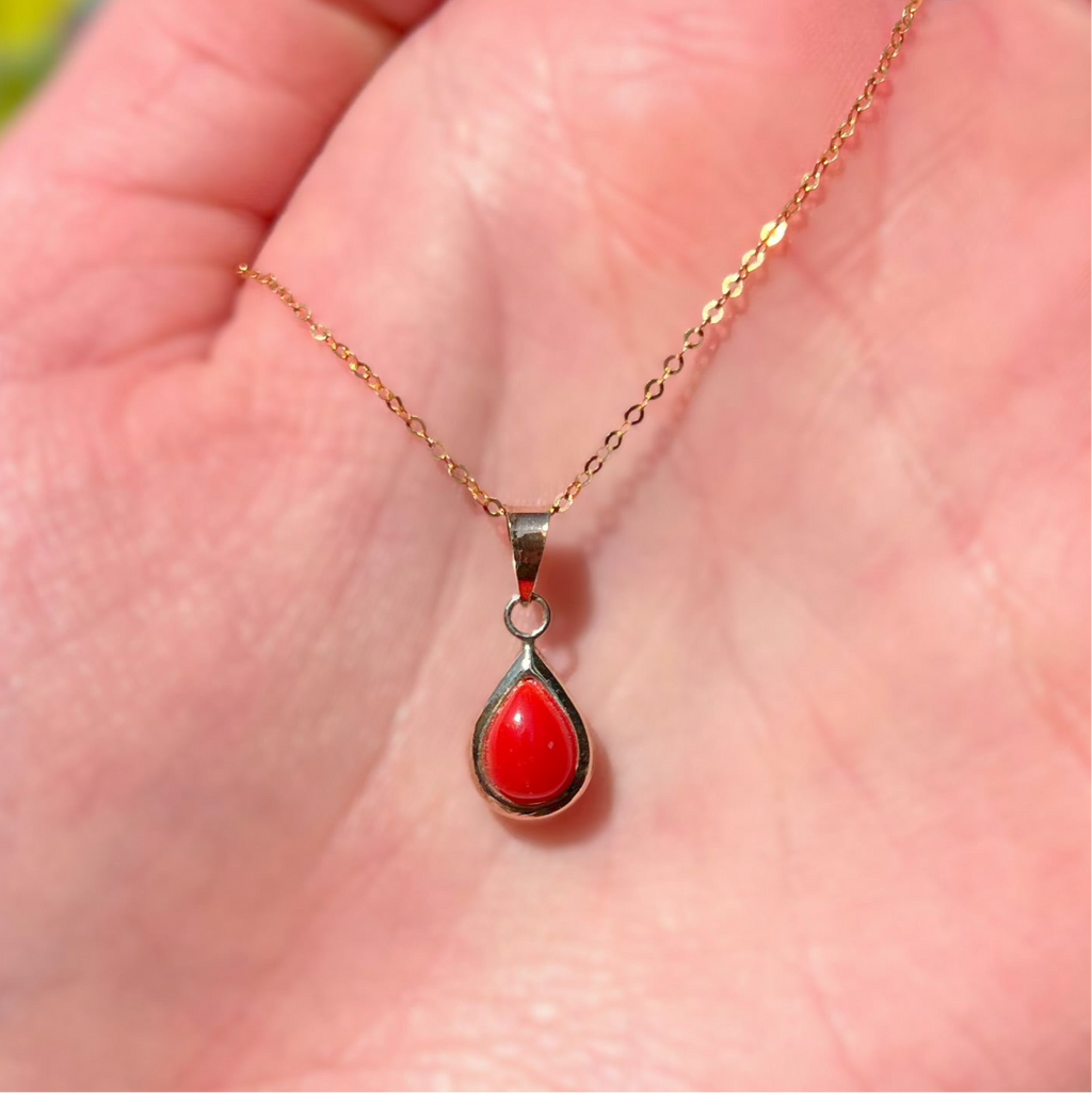 Rare Pear Shaped Coral 9ct Yellow Gold Dainty Necklace