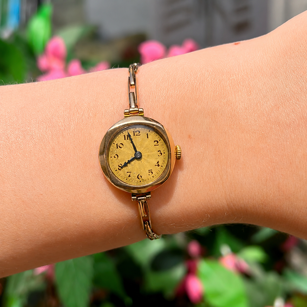 Antique 1920s 9ct Gold Ladies Unicorn Wristwatch | Rolex
