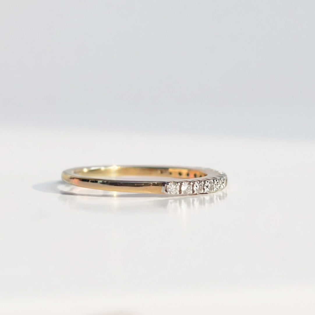 Modern 9ct Yellow Gold Half Eternity Diamond Band Ring - Size L ½
