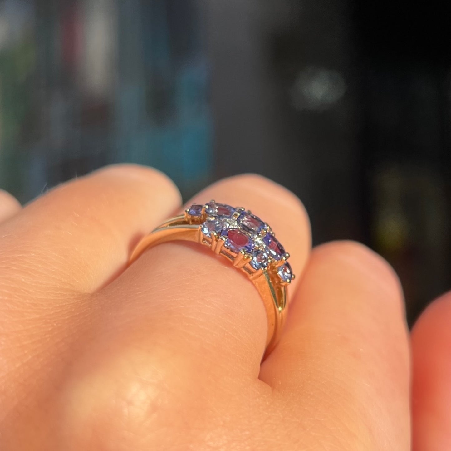 Pretty Vintage 9ct Yellow Gold Unique Tanzanite and Diamond Cluster Ring - Size R