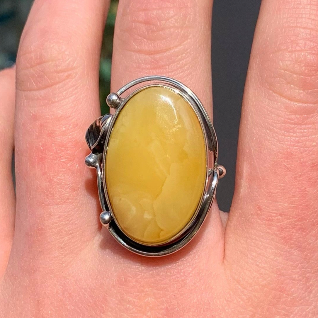 Nature Inspired Chunky Sterling Silver Yellow Butterscotch Amber Ring - Size P 1/2