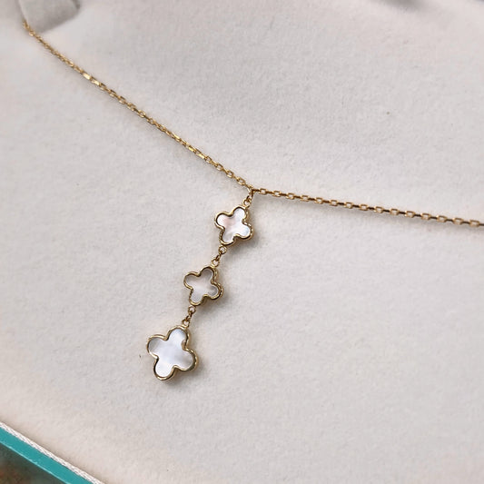 9ct Yellow Gold Mother of Pearl Clover Pendant Necklace