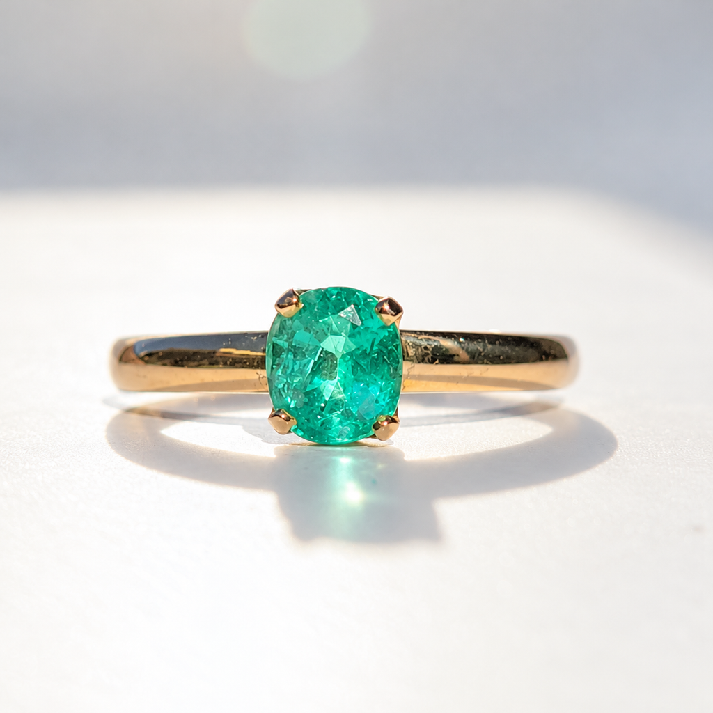 Emerald 9ct Yellow Gold Solitaire Ring | Size O
