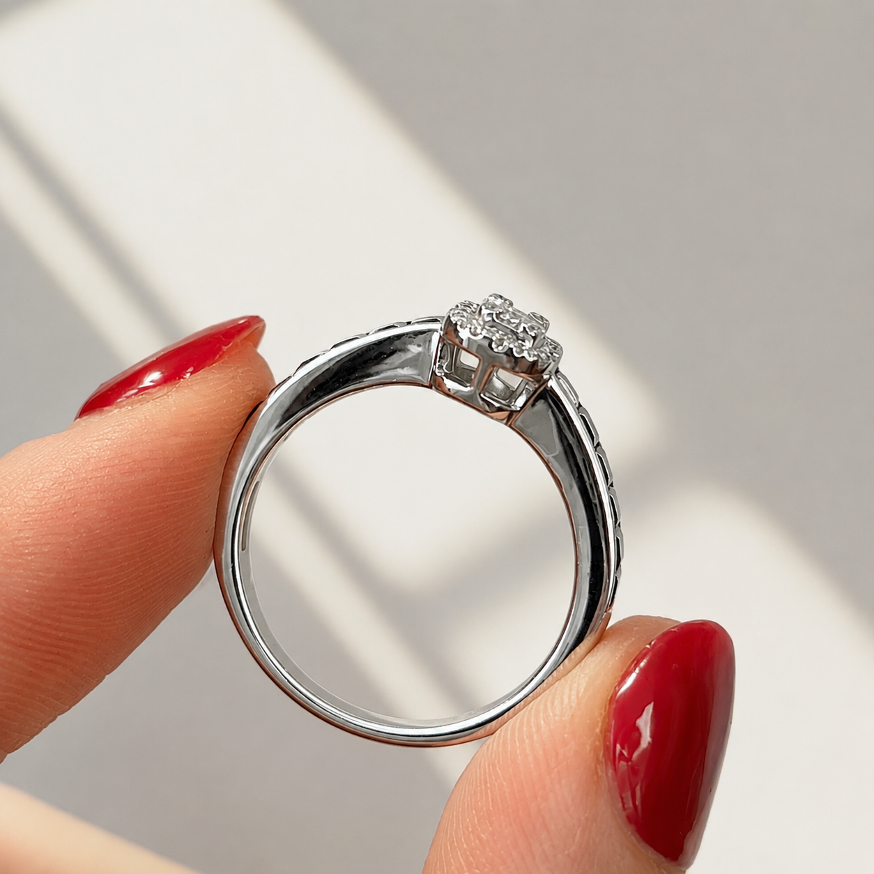 Sapphire and Diamond 18ct White Gold Modern Cluster Ring | Size O