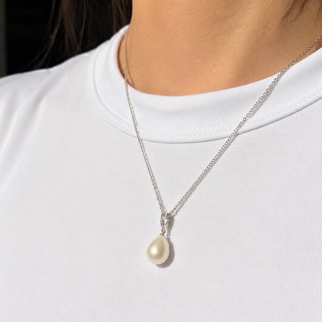 Elegant Sterling Silver Pearl and Cubic Zirconia Droplet Necklace