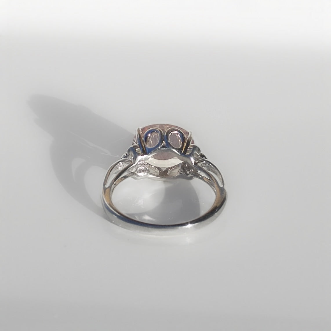 Unique Feminine Vintage 9ct White Gold East-to-West Set Pink Kunzite and White Topaz Dress Ring - Size M1/2