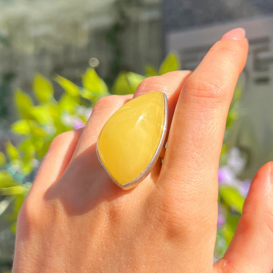 Chunky Sterling Silver Yellow Butterscotch Amber Ring - Size T