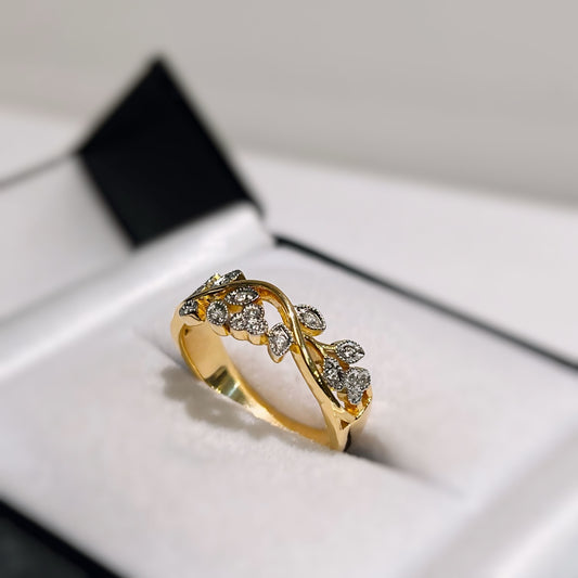 'Flora' RIng - 18ct Yellow Gold Floral Diamond Band Size M1/2