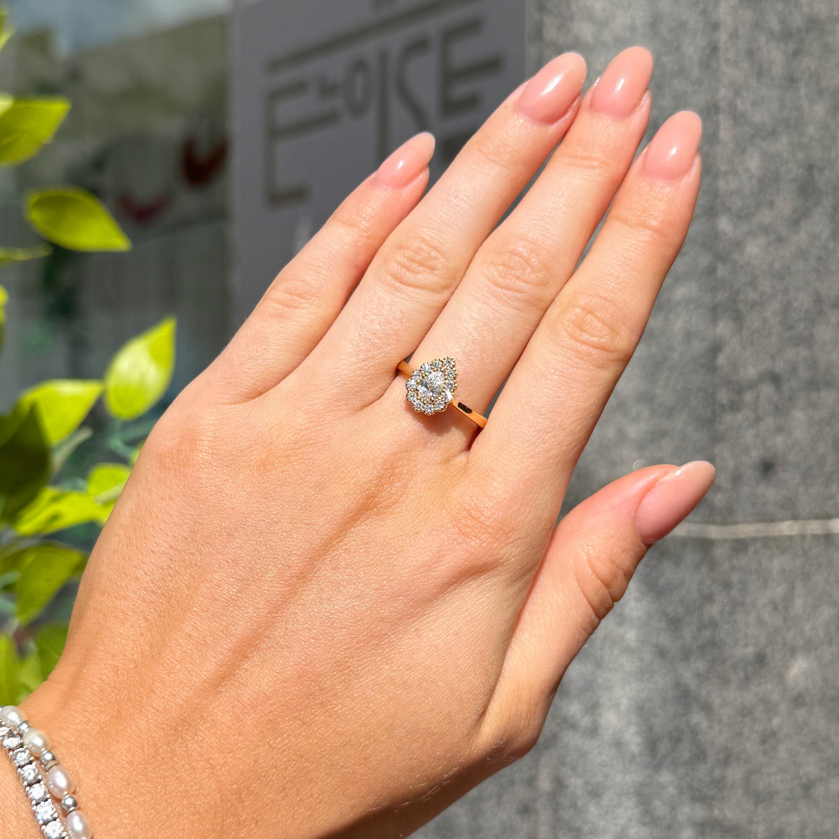 Pear Shaped Diamond 18ct Yellow Gold Ring | Size M