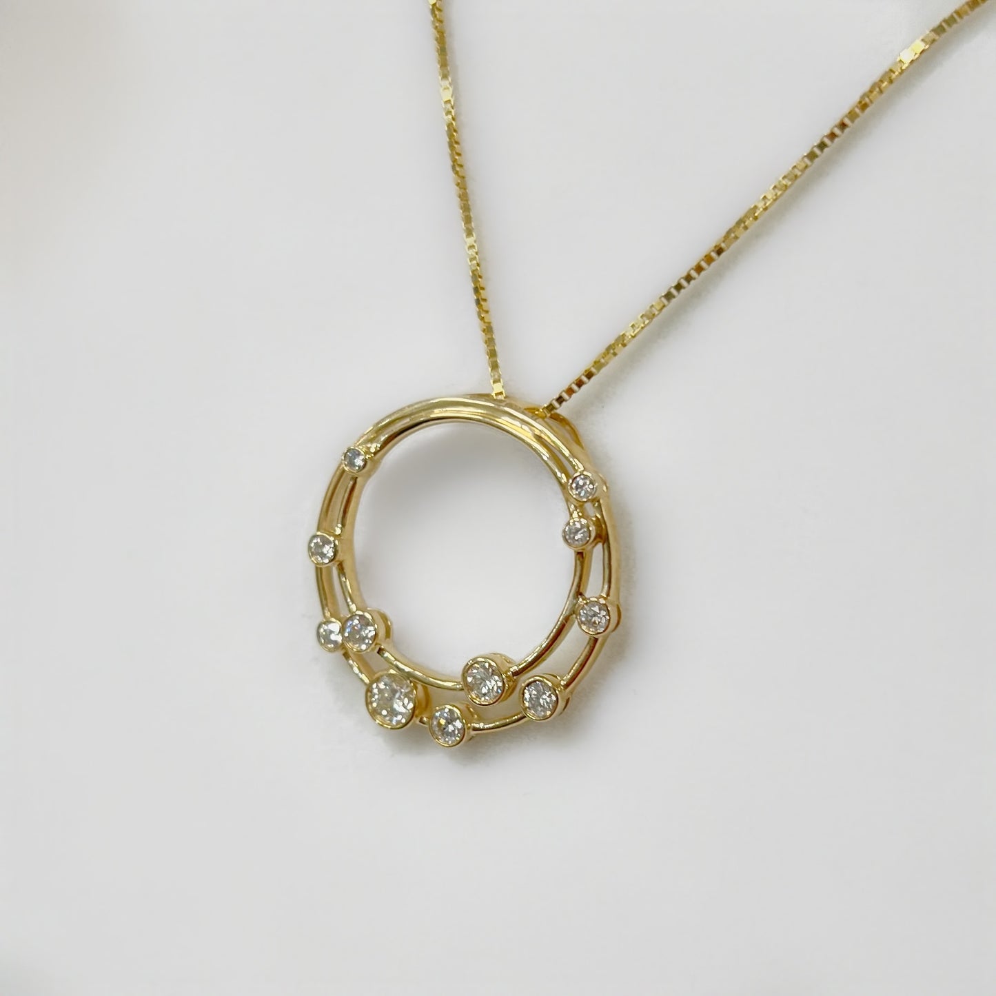 Striking 9ct Yellow Gold Diamond Bubble Necklace