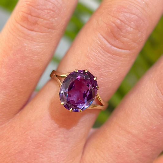Vintage 9ct Yellow Gold Oval Amethyst Solitaire Ring - Size Q