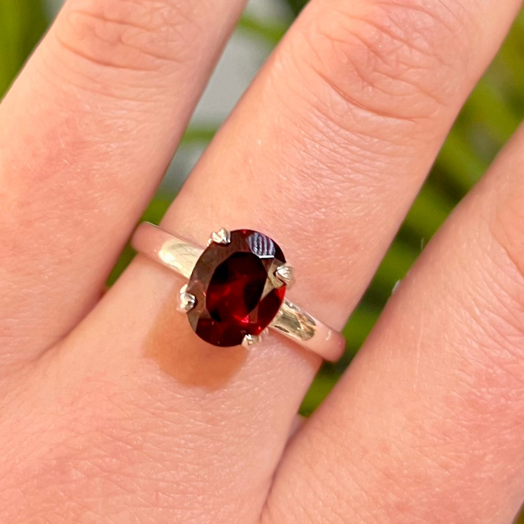 Oval Garnet Claw Set Sterling Silver Solitaire Ring | Size V
