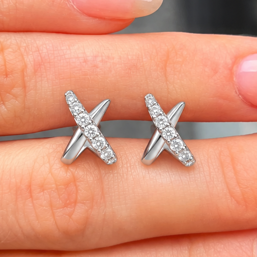 Silver Kiss Polished Pavé Stud Earrings | Ania Haie