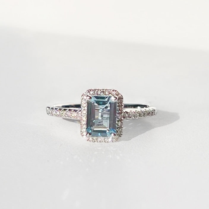 Classy 9ct White Gold Emerald Cut Aquamarine and Diamond Halo Ring - Size N